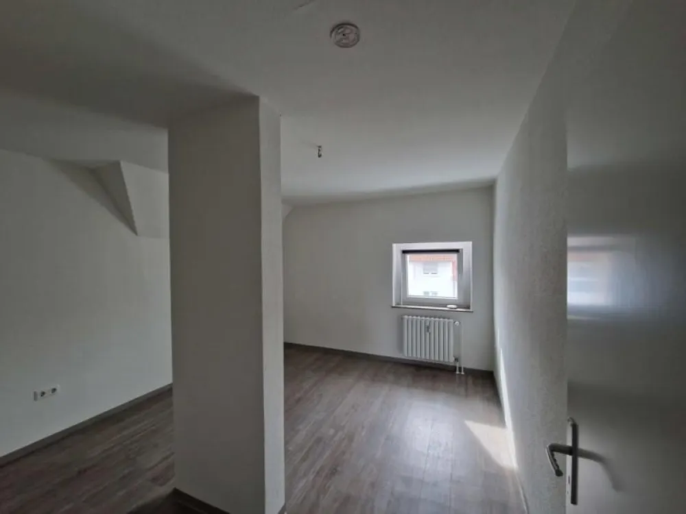 Top modernisierte 2 Zimmer Wohnung!