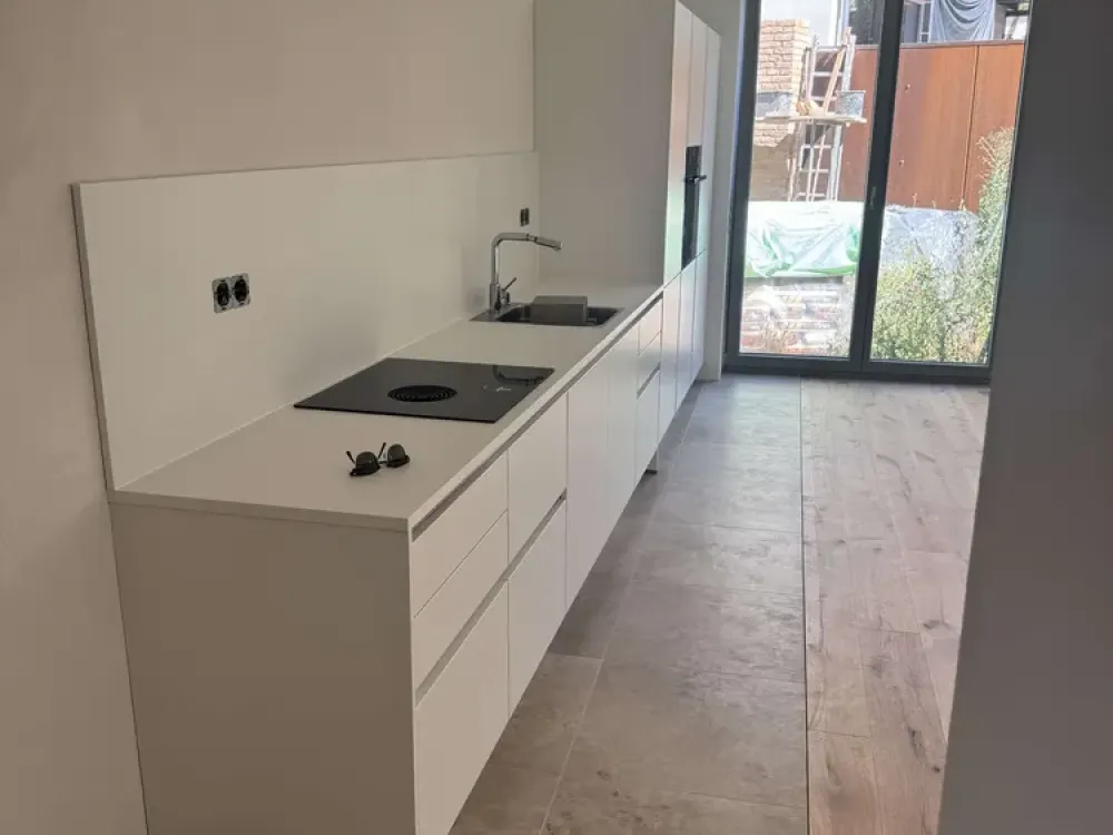 Newly Built Ground Floor Apartment with Great Garden