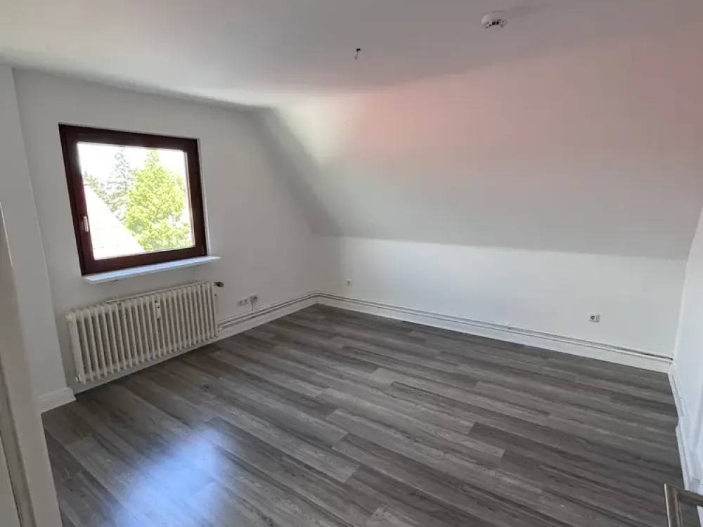 Wohnen mit Charakter: 3-Zimmer-Wohnung in Iserbrook