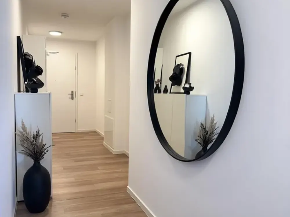 Exclusive 3-Room Apartment in Fürth-Burgfarrnbach - High-Quality Kitchen, Balcony, Elevator & Underground Parking