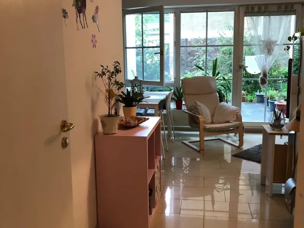 Accessible 1-Room Apartment with Terrace in Green Surroundings; Cellar; Underground Parking Space