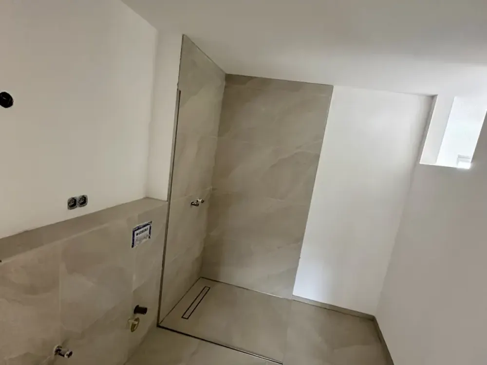 First Occupancy "BEIM-BRÄUA" - Exclusive 2-Room Apartment with South Loggia and West Loggia