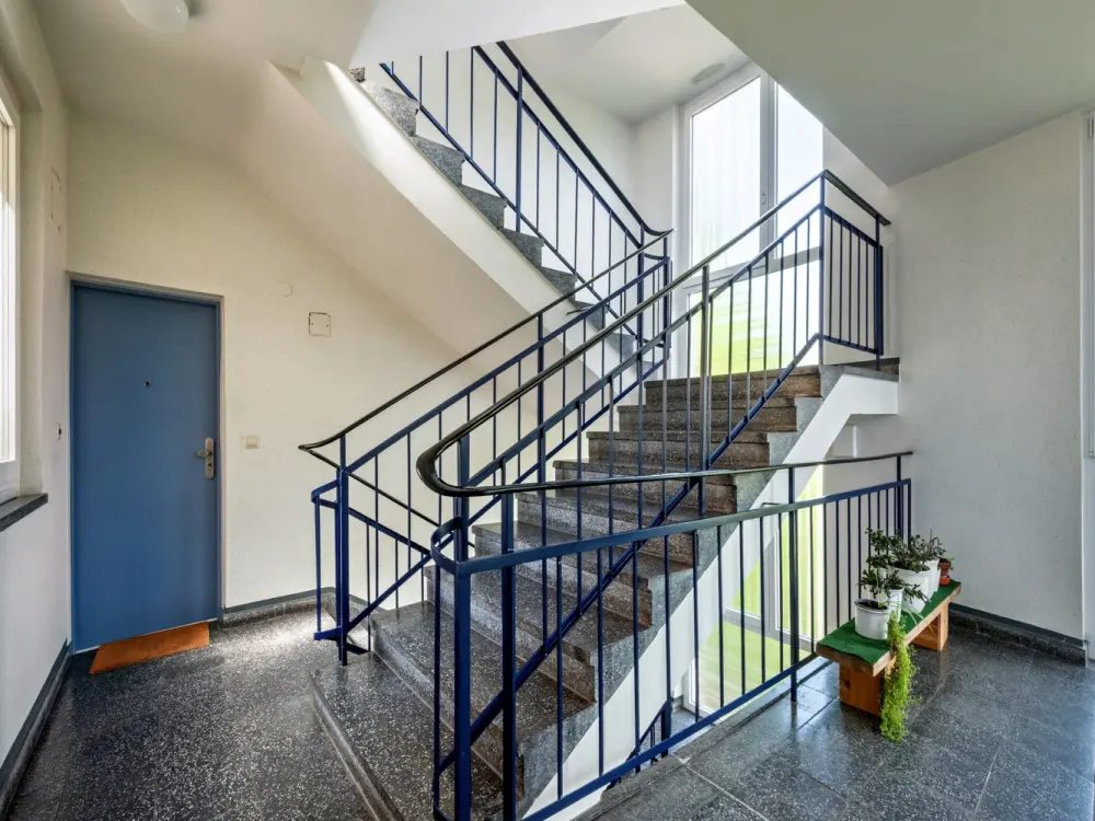 Hochwertig möblierte 3-Zimmer-Wohnung in ruhiger Lage