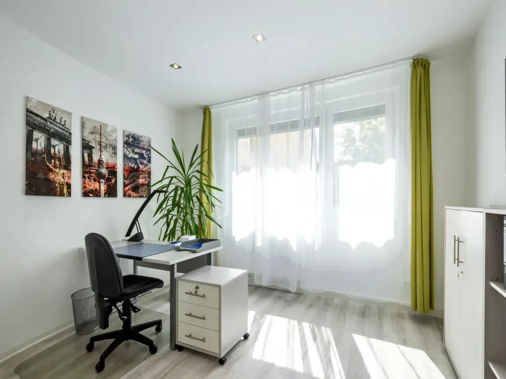 Hochwertig möblierte 3-Zimmer-Wohnung in ruhiger Lage