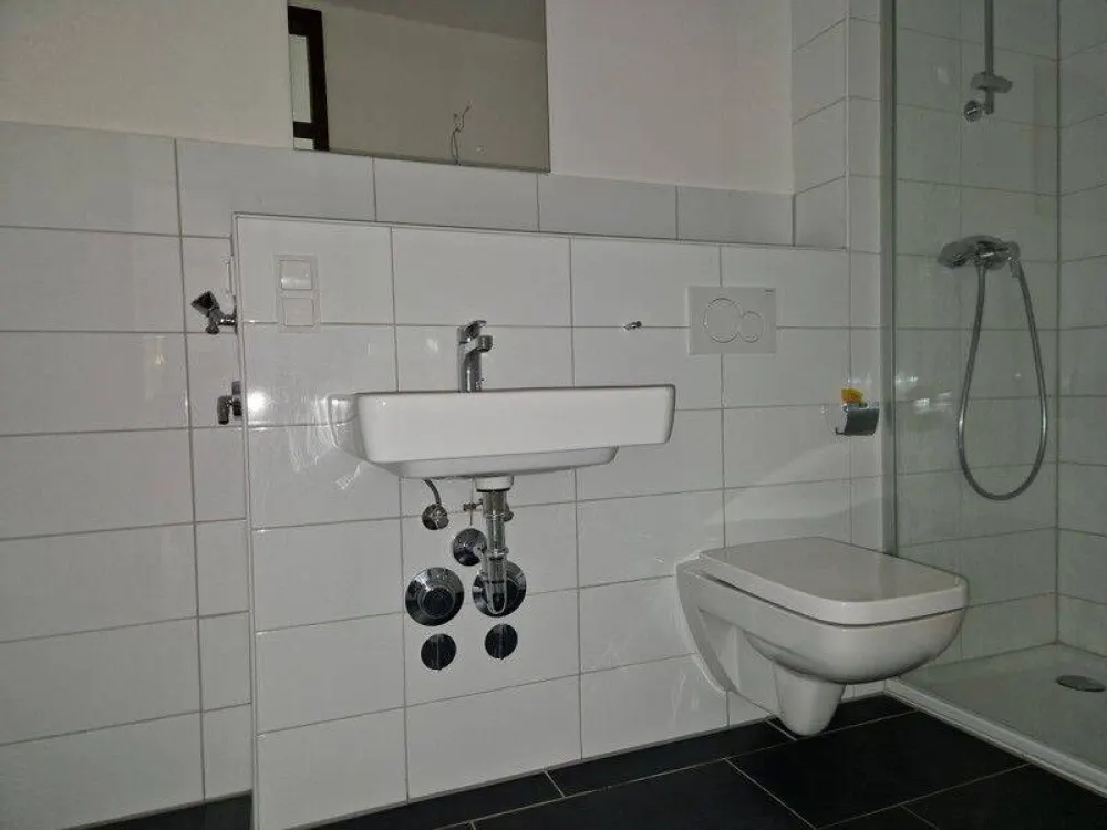 Hier fühlen Sie sich wohl und genießen den Ausblick: renoverte 3-Zimmer-Wohnung mir Balkon!