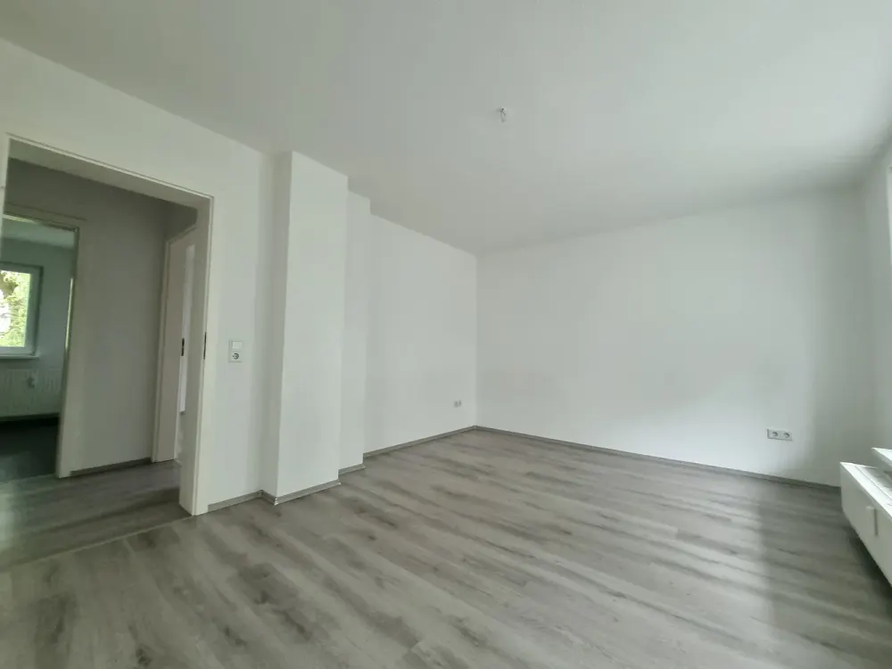 Einzugsbereit! Familienfreundliche, moderne 3-Zimmer- Wohnung mit Balkon in ruhiger Wohnlage