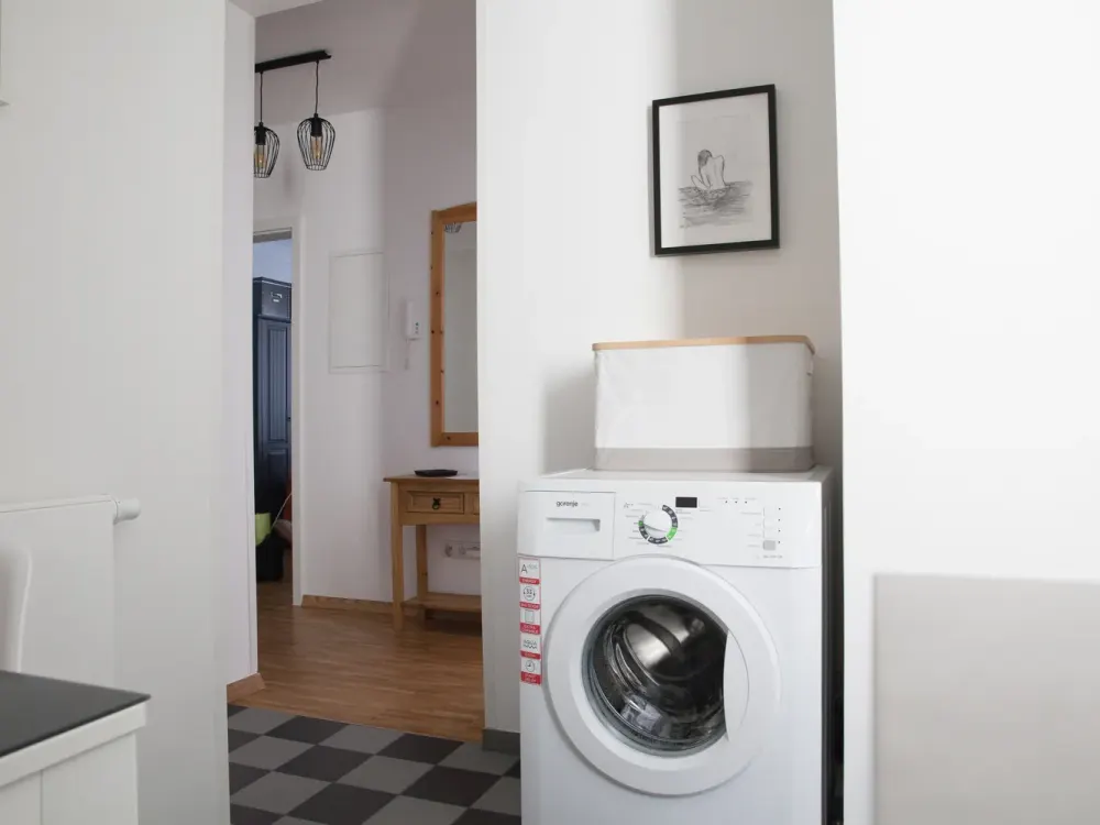 Stuttgart - Süd Möblierte 2-Zimmer Wohnung