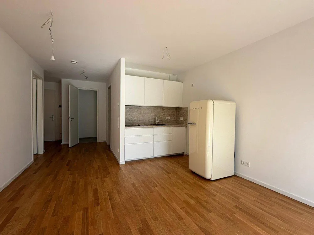 Neuwertige 2-Zimmer-Wohnung mit großer Terrasse - Frankfurt Ost
