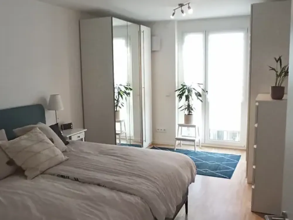 Central and Modern - Your Home in the West