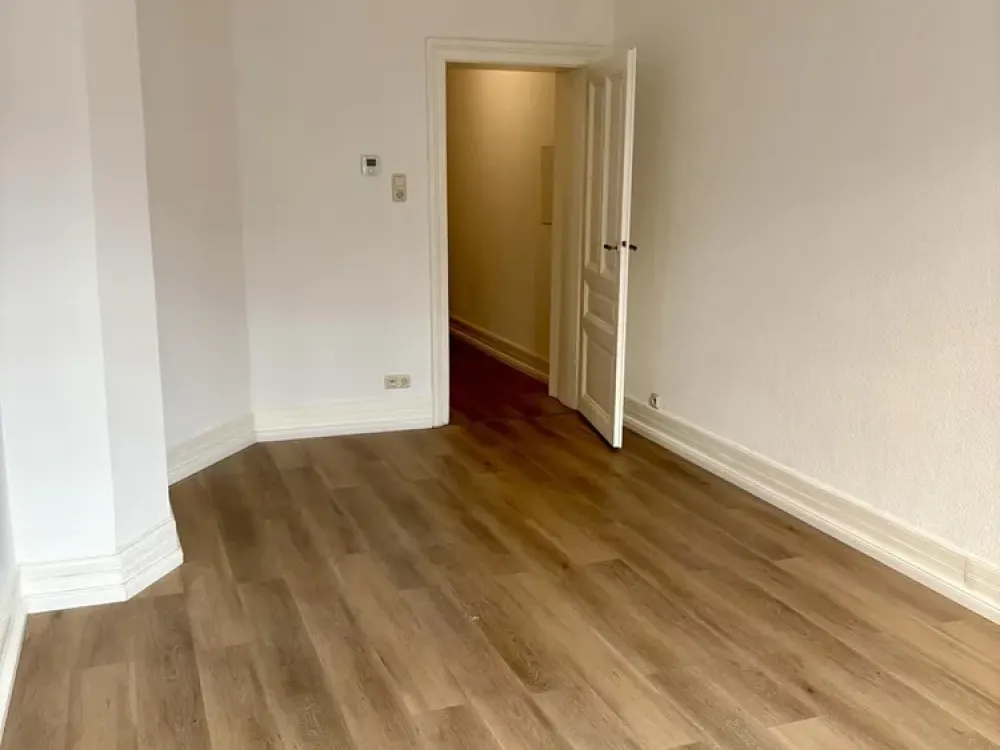Renovierte 2-Zimmerwohnung in top Lage naher Berger Straße!