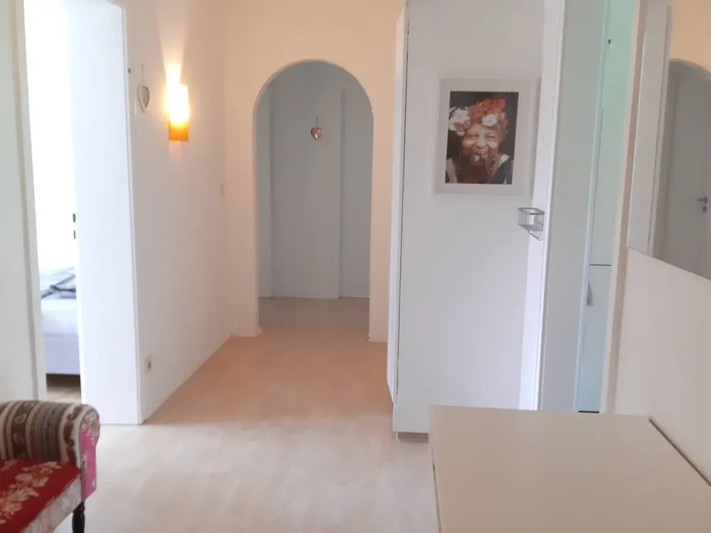 WG-Zimmer möbliert in Stuttgart Degerloch - 1 Monat Zeitwohnen