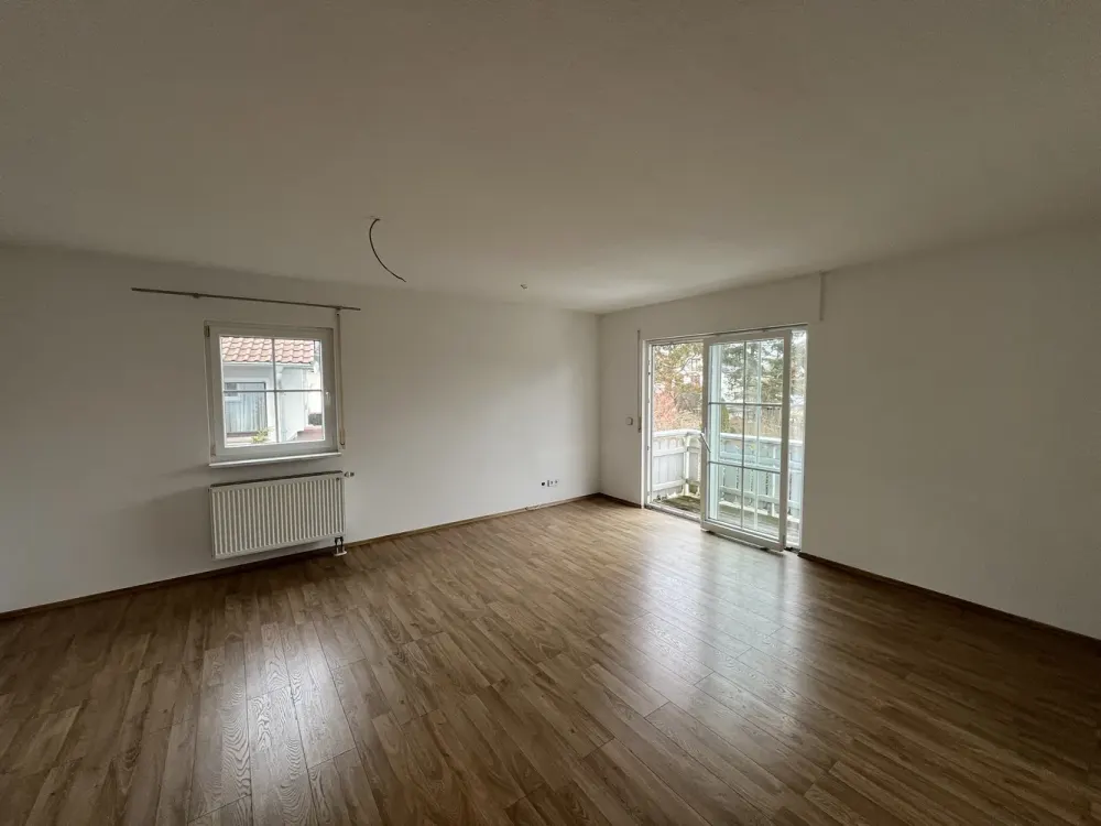 Helle 3-Zimmer Wohnung + Garten + Garage in exponierter Offenbacher Lage