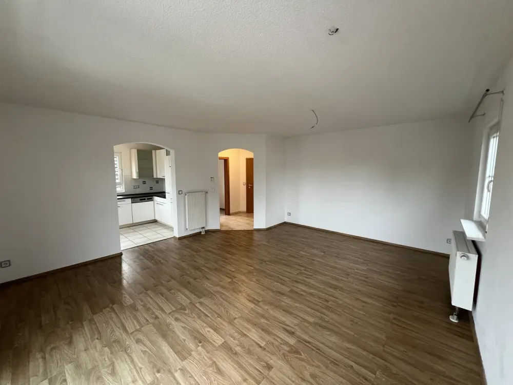 Helle 3-Zimmer Wohnung + Garten + Garage in exponierter Offenbacher Lage