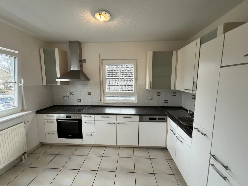 Helle 3-Zimmer Wohnung + Garten + Garage in exponierter Offenbacher Lage