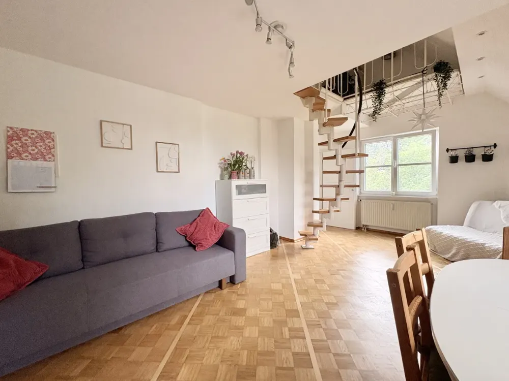 Sunny Maisonette Apartment - Partly Furnished on Request - For Rent!
