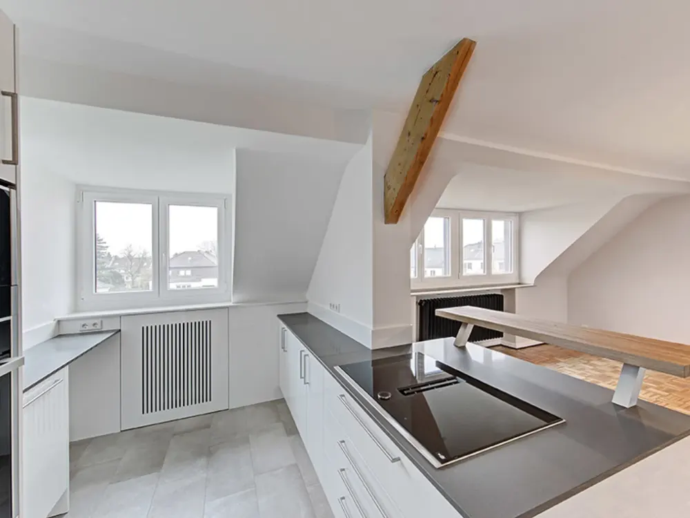 Wohnen mit Charakter - großzügige Altbauwohnung am Von- Beckerath-Platz!