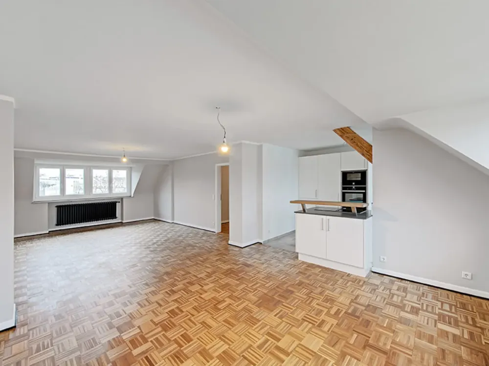 Wohnen mit Charakter - großzügige Altbauwohnung am Von- Beckerath-Platz!