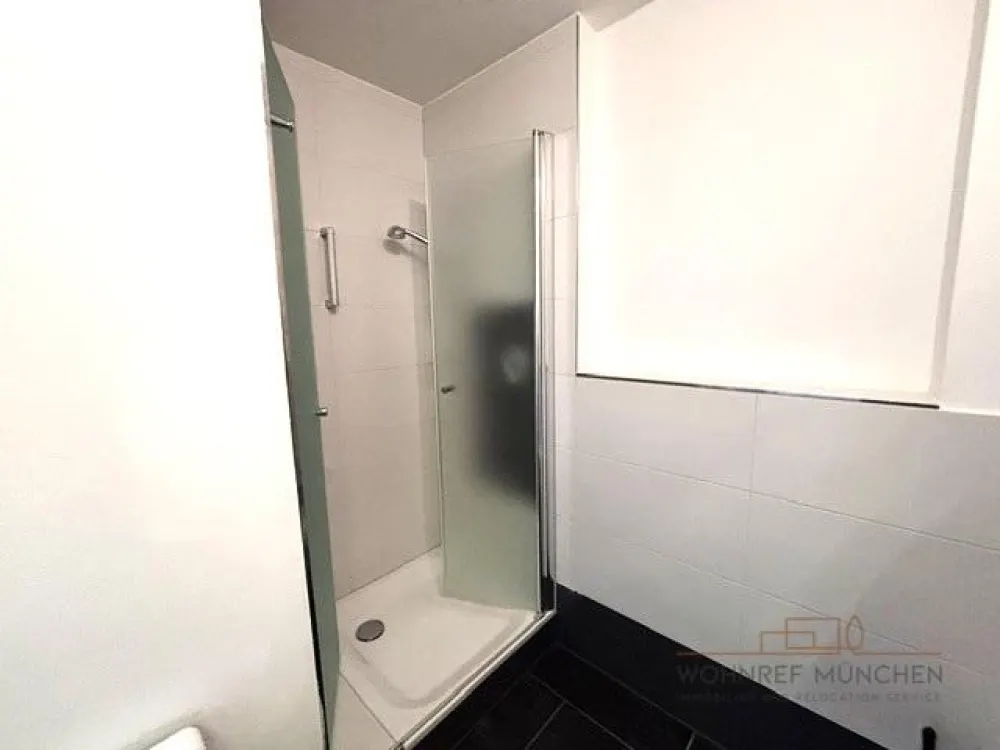Modern möblierte 1,5-Zimmer-Wohnung in Berg am Laim
