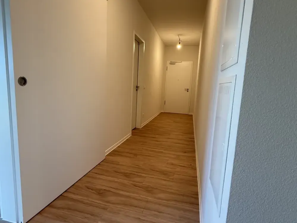 VIEL PLATZ. VIEL LICHT. NAH AN FRANKFURT., 3 Zimmer mit Süd-West-Balkon