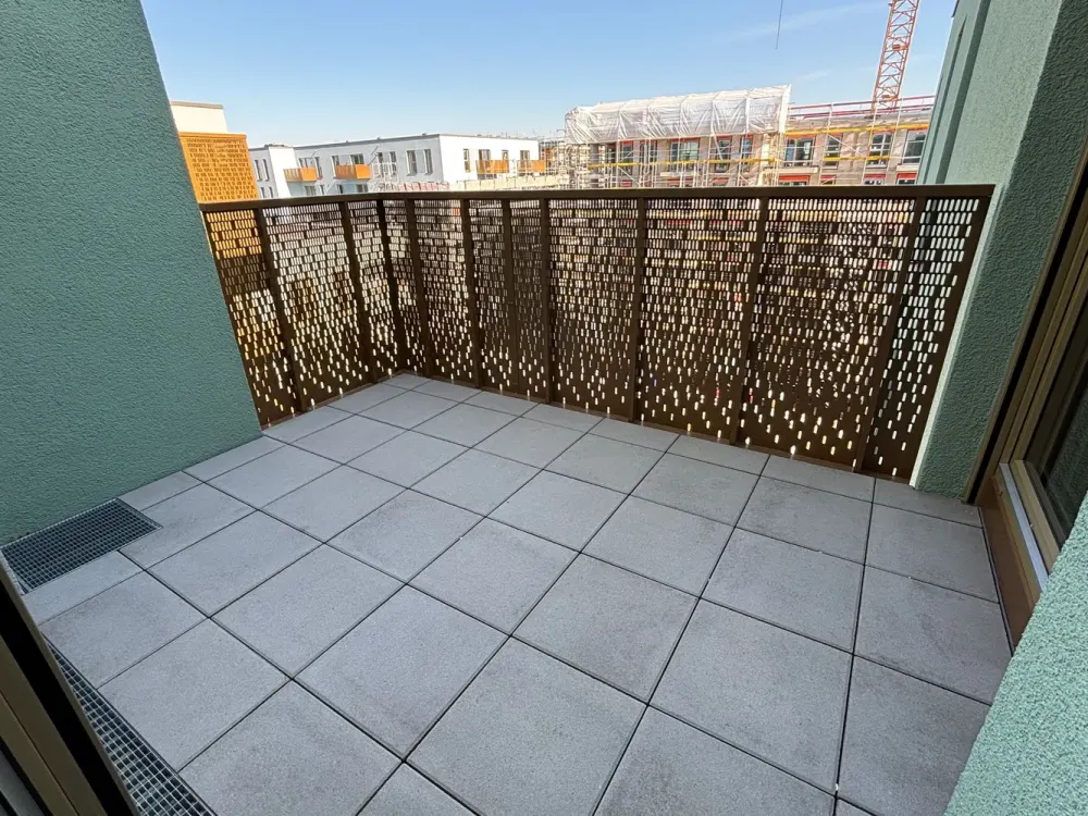 2-room apartment (Type 4) with separate kitchen, balcony and private cellar | available immediately