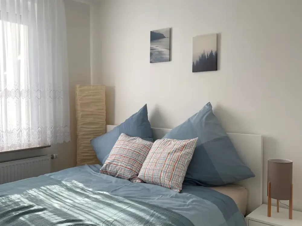 Style & Komfort: Trendige 2-Zimmer-Wohnung voll möbliert