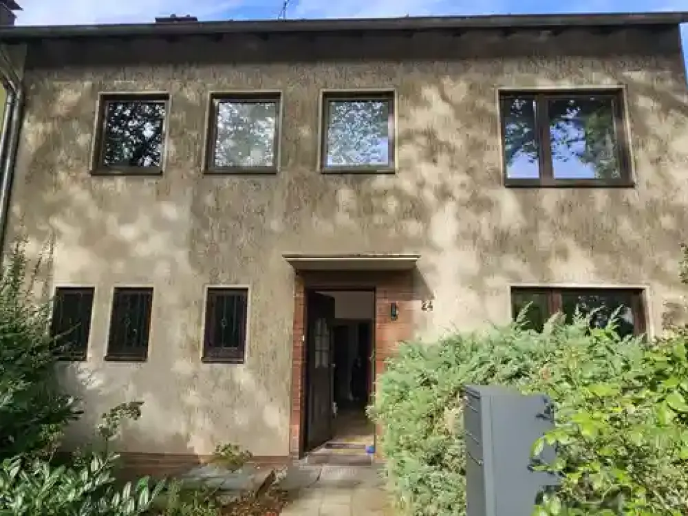 Frisch sanierte 3-Zimmer-Dachgeschosswohnung in Alt-Erkrath ab 1.9.2026 zu vermieten