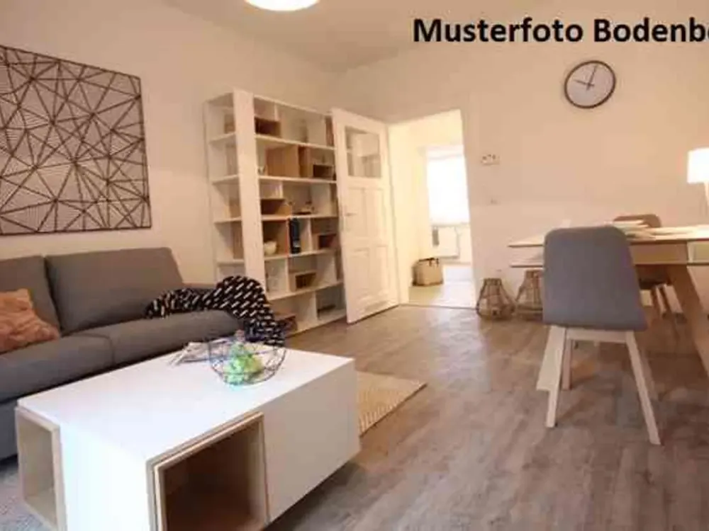 Genial zentral - 2 Zimmer -Einbauküche - Balkon - (3.OG ohne Aufzug)