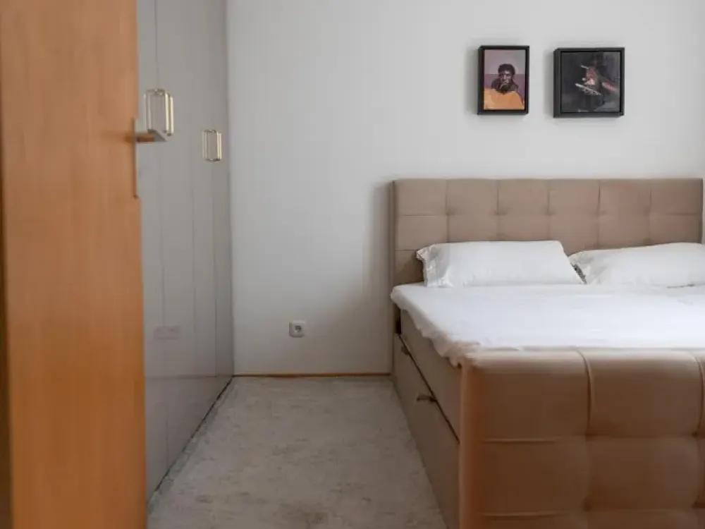 Partially Furnished 2-Room Apartment with Kitchen and Underground Parking Space in Munich-Milbertshofen