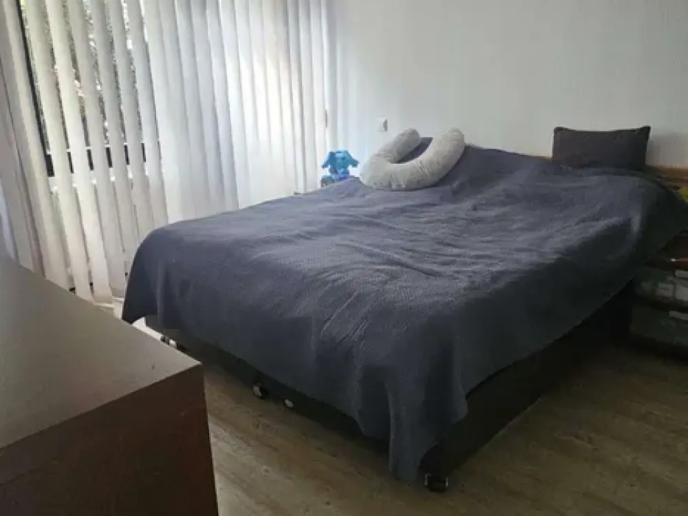 gepflegte, helle 2-Zimmer-Wohnung mit Einbauküche und Terrasse in Büderich