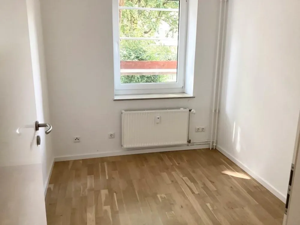 Schicke 2,5-Zimmer-Wohnung mit Tageslichtabd und Balkon