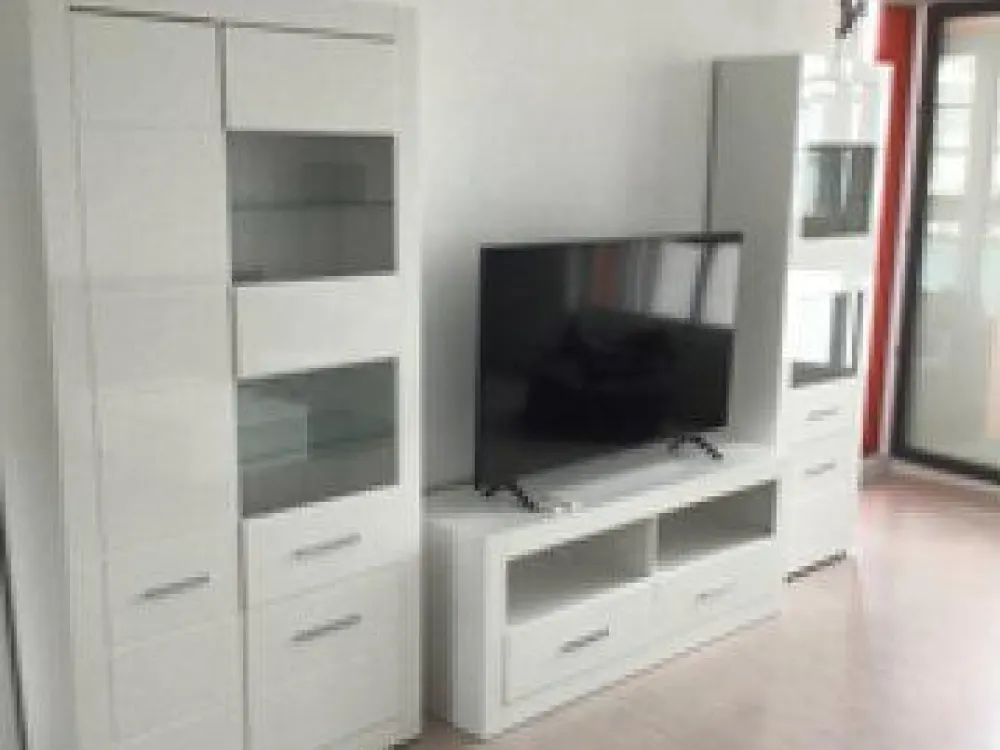 New Tenant Wanted, Beautiful 90 m² Apartment Directly at Rostock Harbor