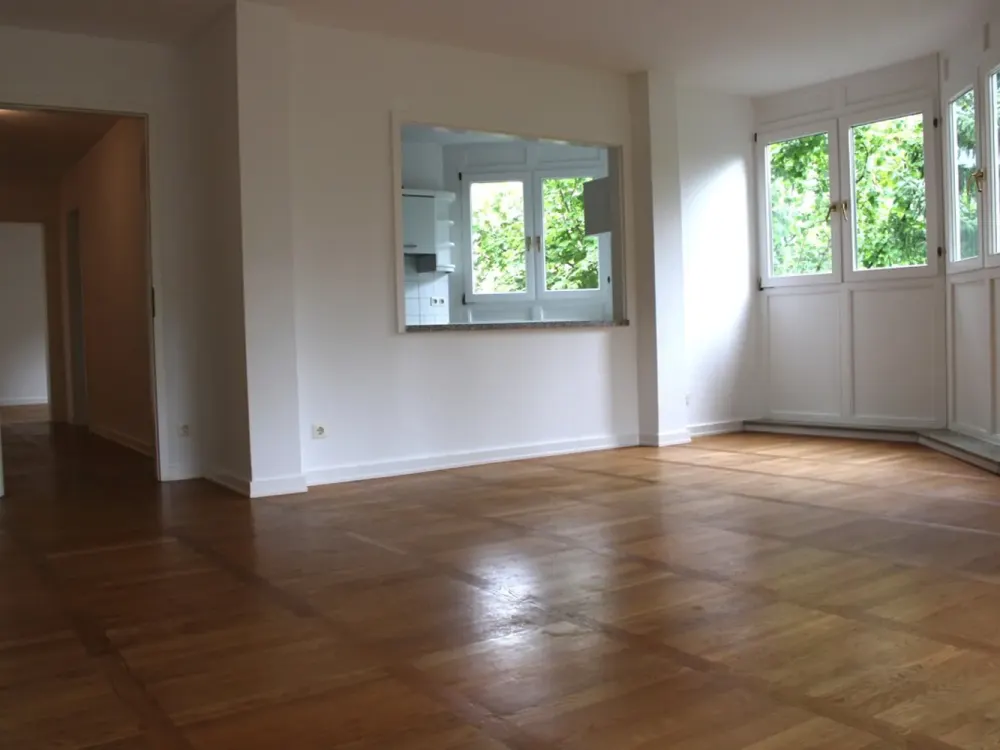 Komponistenviertel - NB.- Whg. von 1991 m. großem Sonnen-BK! Wohlfühlen mit Ruhe und viel Grün!