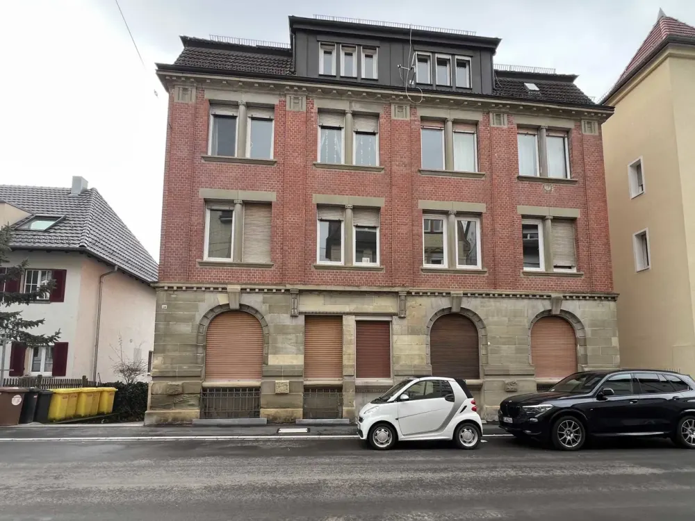 70186 S-Ost: 5-Zi.-Whg, EG, in ruhiger und doch zentraler Lage - als WG geeignet!