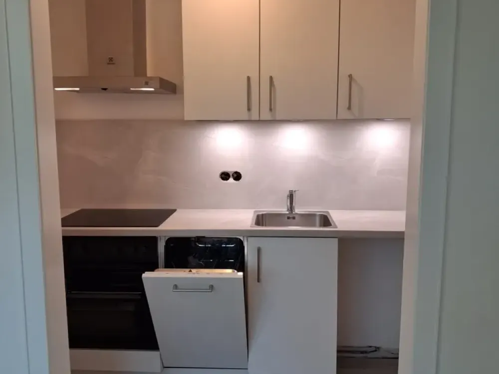Wohntraum in Bilk/Unterbilk: Modernisierte 3‑Zimmer‑Wohnung mit Einbauküche & optionalem TG-Platz