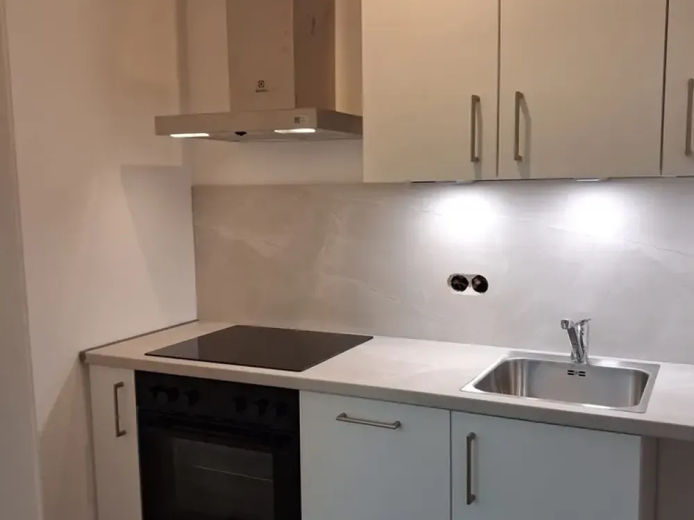 Wohntraum in Bilk/Unterbilk: Modernisierte 3‑Zimmer‑Wohnung mit Einbauküche & optionalem TG-Platz