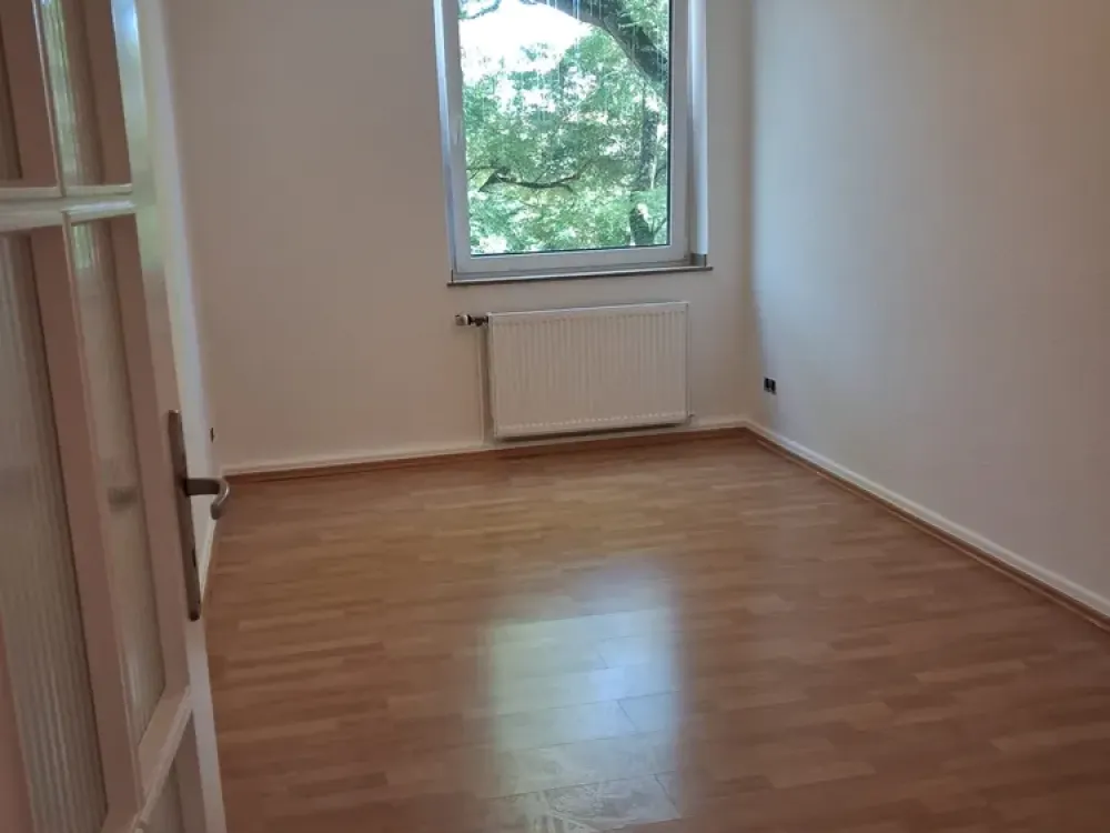 Wohntraum in Bilk/Unterbilk: Modernisierte 3‑Zimmer‑Wohnung mit Einbauküche & optionalem TG-Platz