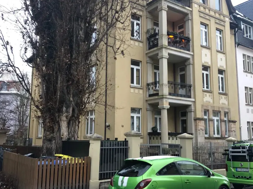 2,5 Raum-Etagenwohnung mit großer Wohnküche