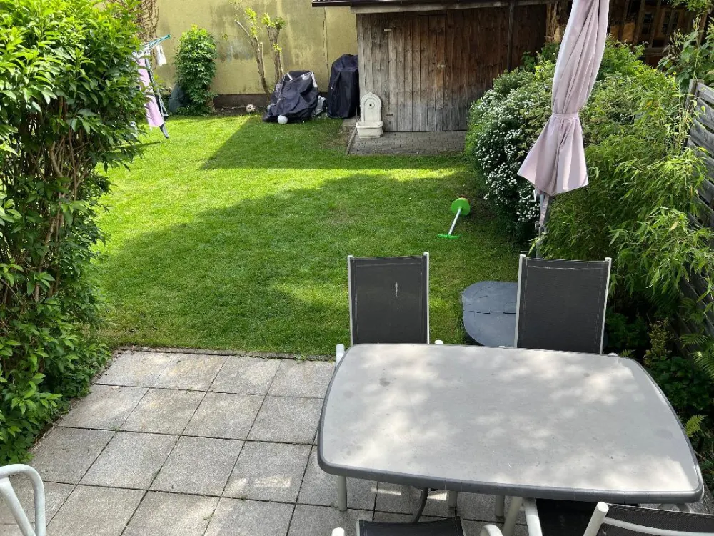 Sonnige 3 Zi.-Garten-Whg. in ruhiger Wohnanlage von Poing-Süd