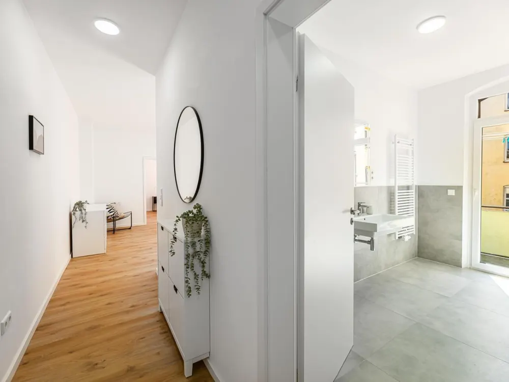 Erstbezug! Wunderschöne 2 Zimmer Wohnung mit Balkon!