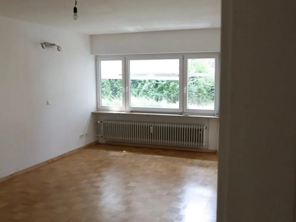 4,5-Zi-Whg im EG | 92 m² | 2 Balkone | Garage | 2 Keller