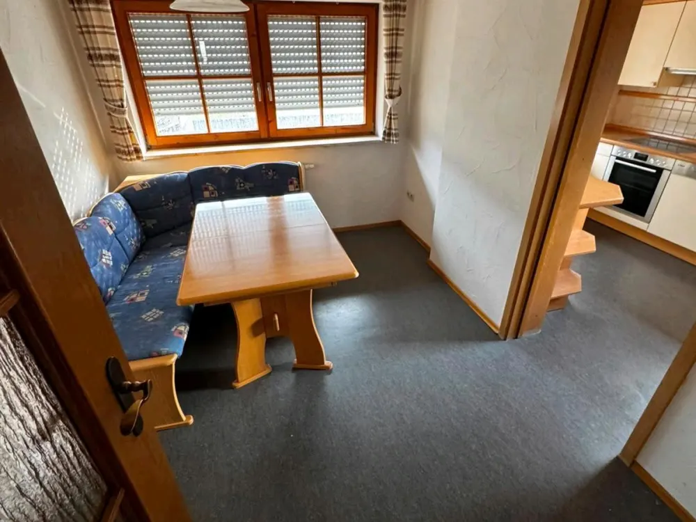 Großzügige 3 Zimmerwohnung mit Balkon und Terrasse