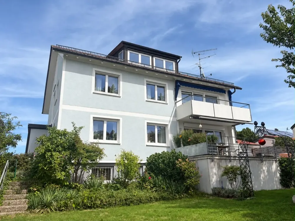 Grünkraut-Rößlerhalde Attractive 4-Room Apartment