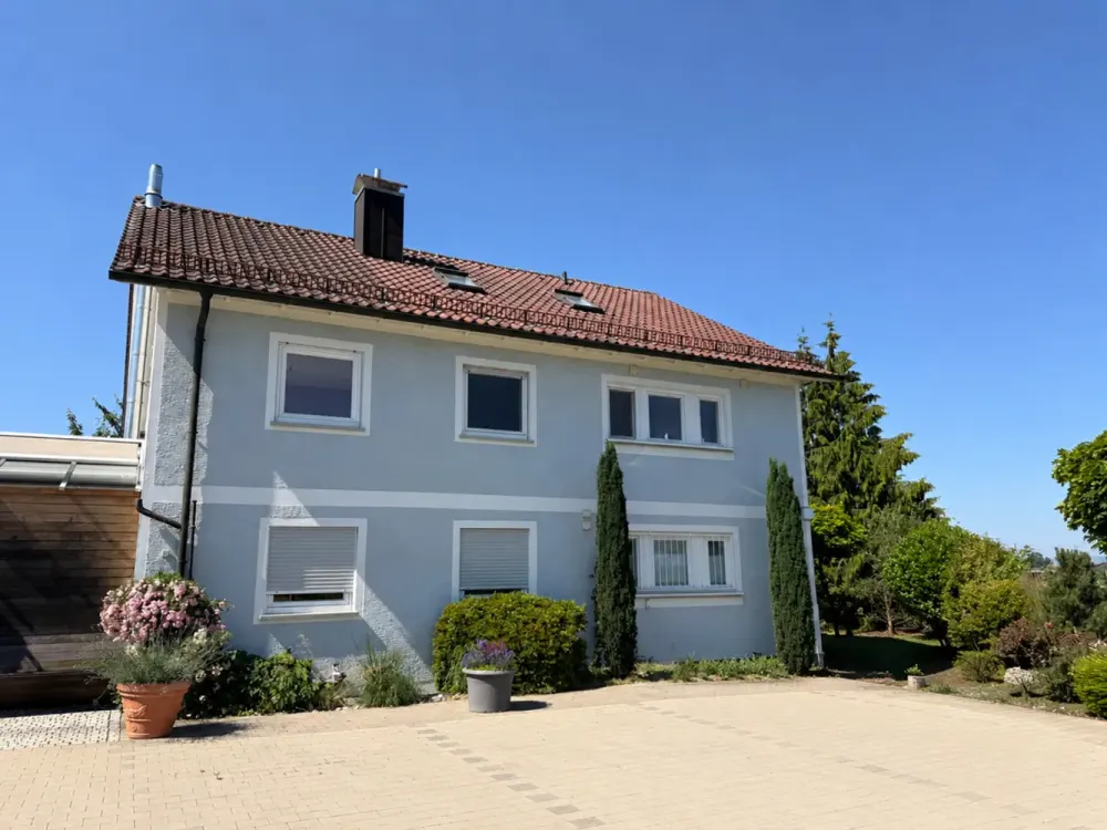Grünkraut-Rößlerhalde Attractive 4-Room Apartment