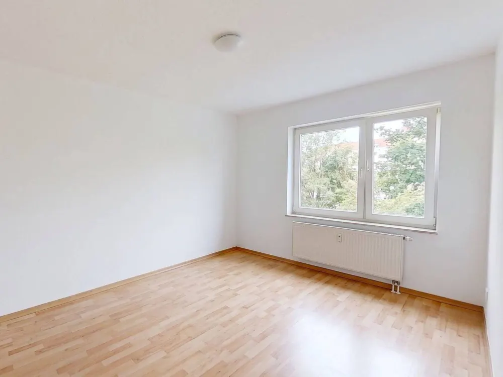 ** Umgeben vom Paunsdorfer Wäldchen: Schicke 2-Zimmer-Wohnung mit GARAGENSTELLPLATZ im Osten von Leipzig **