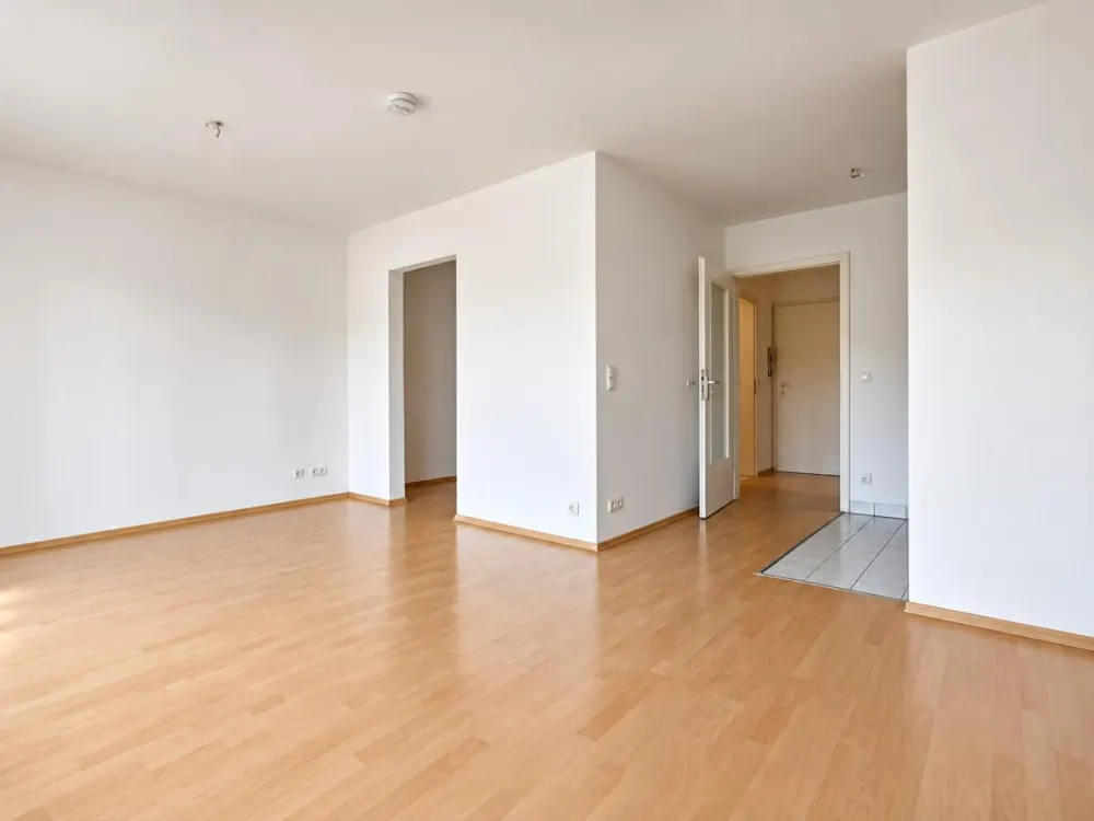 Bezugsfreie 1-Zimmer-Wohnung mit Balkon und Stellplatz in begehrter Wohnlage