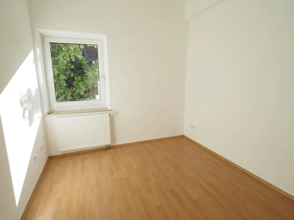 Gut geschnittene 3-Zimmer-Wohnung in Fahrenzhausen