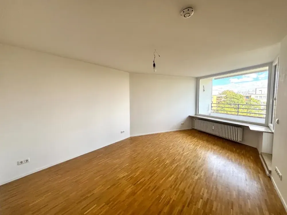 Helle 2-Zimmer-Wohnung in zentraler Lage von Neuperlach