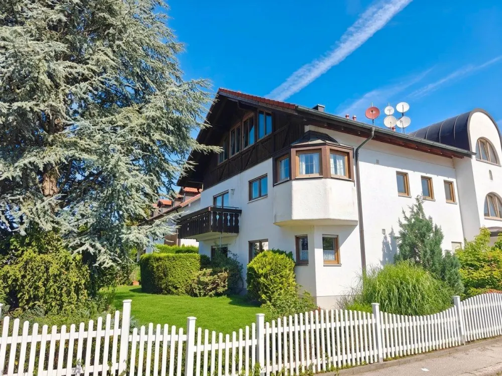 Vermietung 3-Zimmer-EG-Wohnung mit großem Garten in Gilching