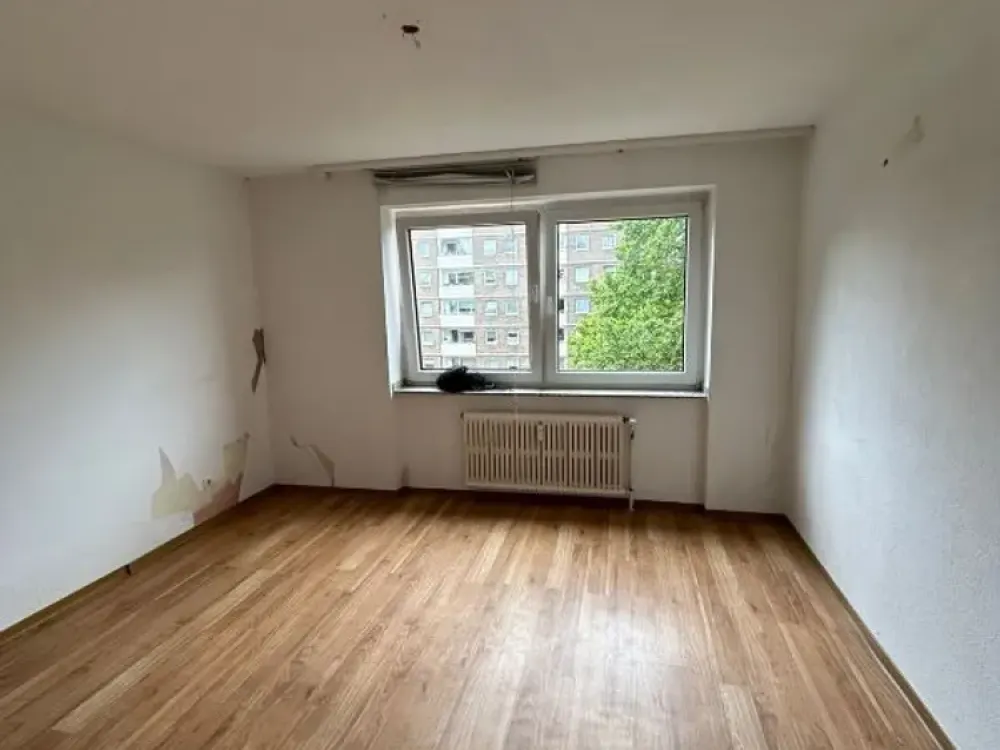 ersten 3 Kaltmieten frei * geräumige 4-Zimmer Wohnung * sofort Bezugsfertig