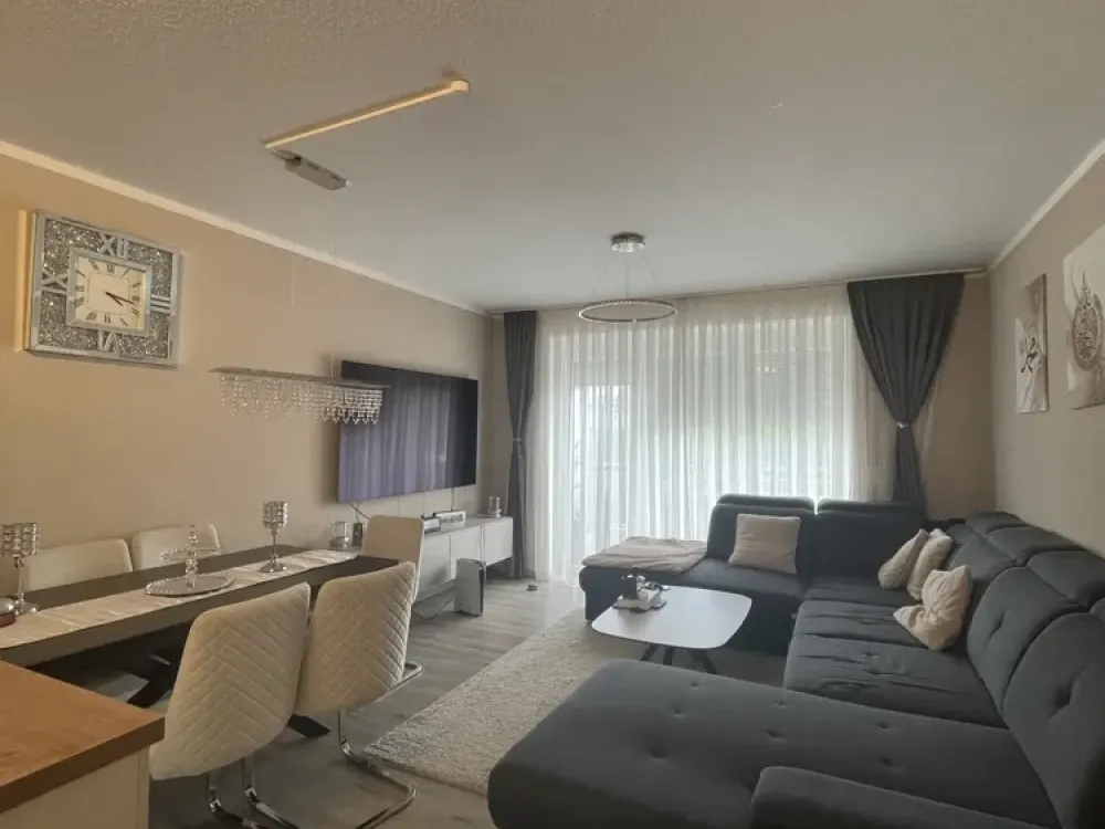 Attractive Upper Floor Apartment with Balcony for Rent